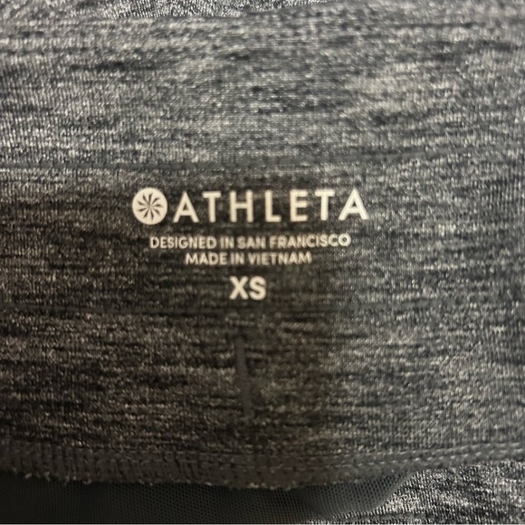Athleta Active Pull On Shorts - Picture 3 of 4